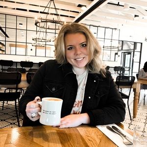 Meet your Posher, Maddie claire